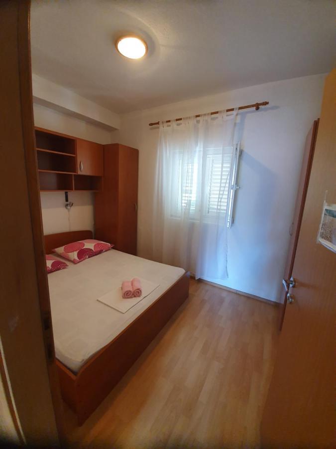 Apartman Dusanka Jovic Makarska Kültér fotó